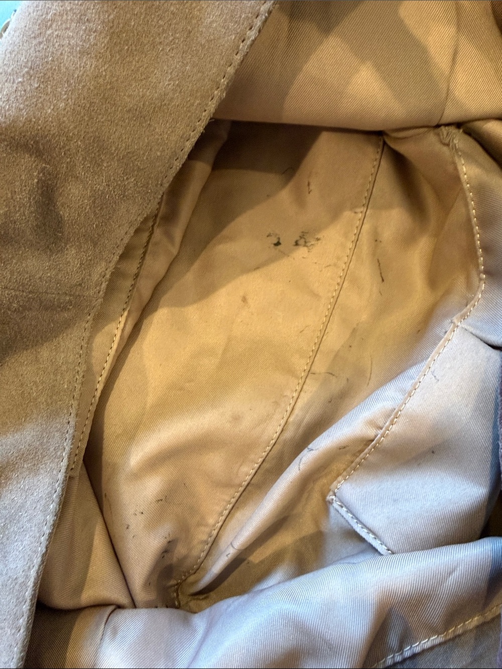 The Sak Los Feliz Slouchy Large Hobo Tote Bag in Mushroom Taupe Suede Leather - Picture 13 of 16